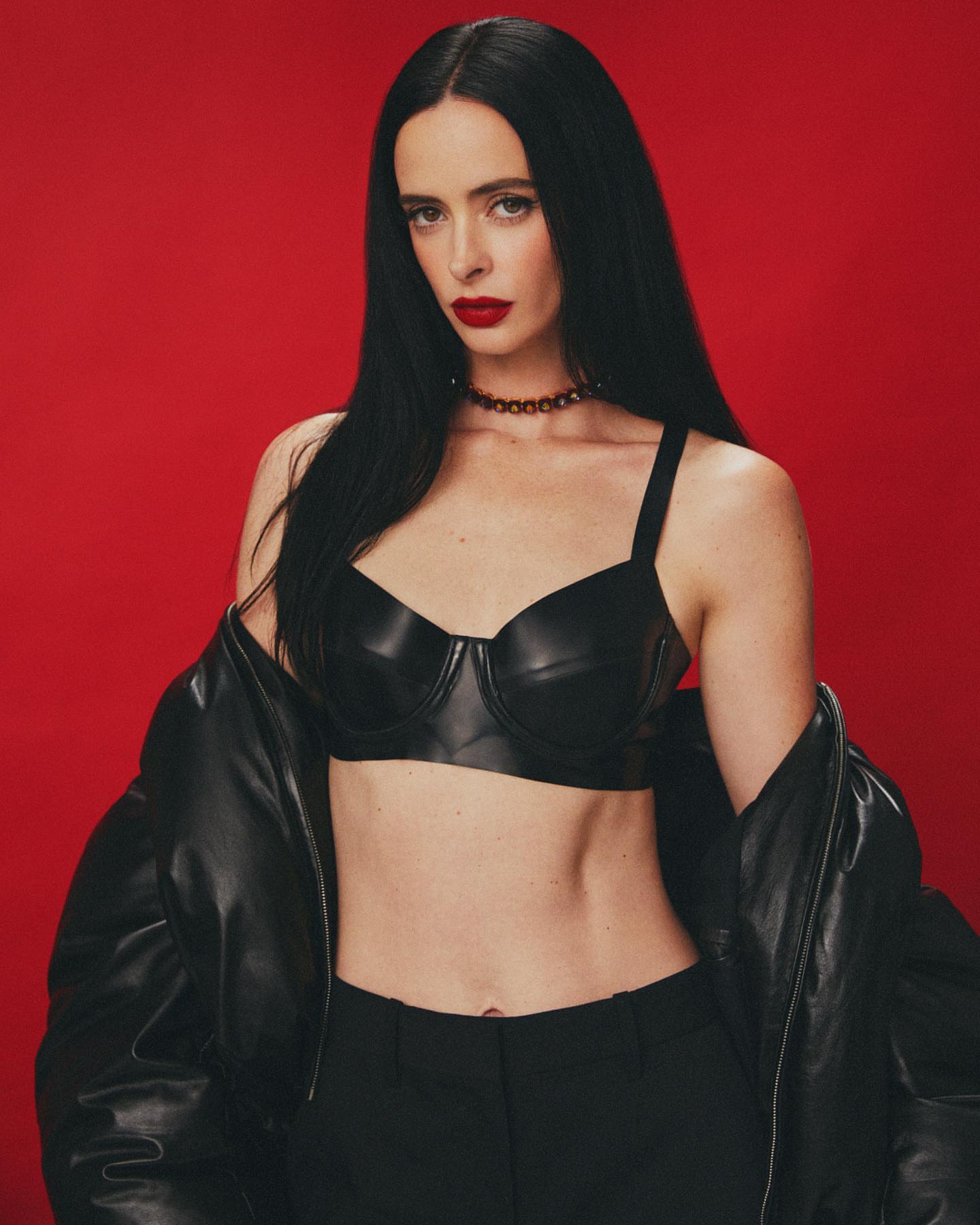 Krysten Ritter Photoshoot For Schön Magazine October 2022 Rotten Usagi 